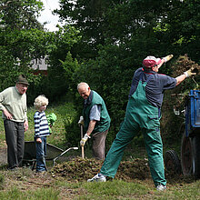 Arbeitseinsatz in der Letter Wacholderheide.